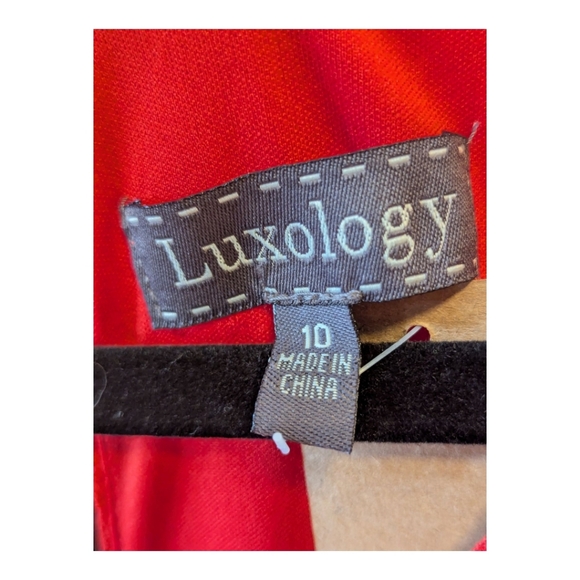 Luxology Red Sleeveless Dress with Beaded Neckline Sized 10 - Picture 3 of 5